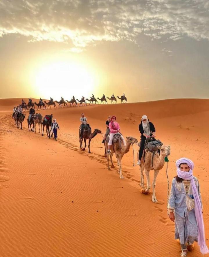 Merzouga Top Luxury Camp Exterior photo